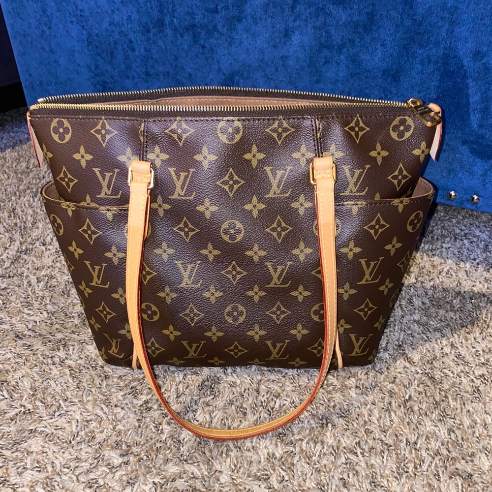 Louis Vuitton Totally Pm
